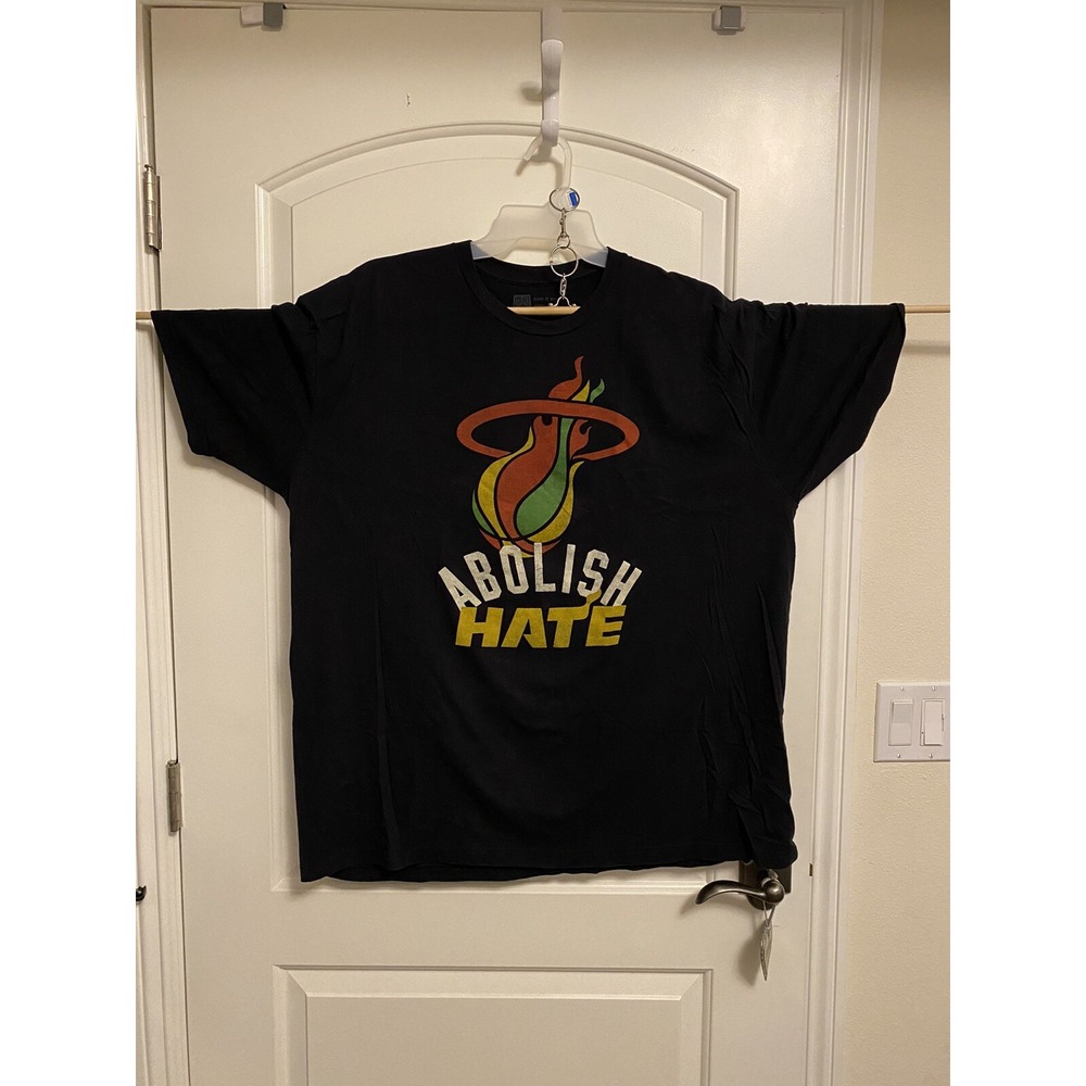 Miami Heat Court Culture Men's NBA T Shirt Black size 3XL Soft Material PreOwned
